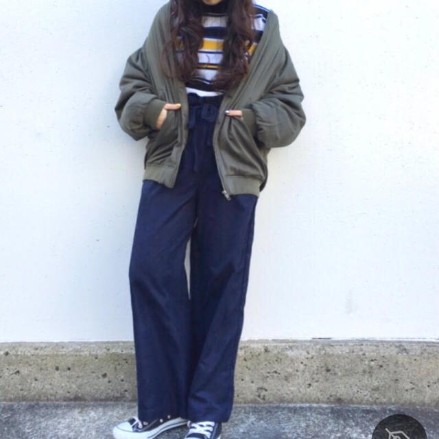 Kastane(カスタネ)のKastane フェイクダウンbigMA1 レディースのジャケット/アウター(ブルゾン)の商品写真