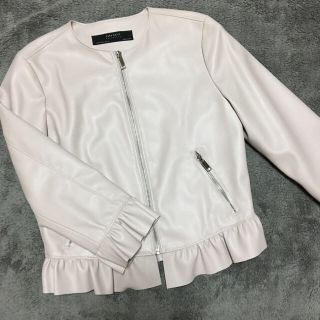 ザラ(ZARA)のzara  フリルフェイクレザージャケット(レザージャケット)