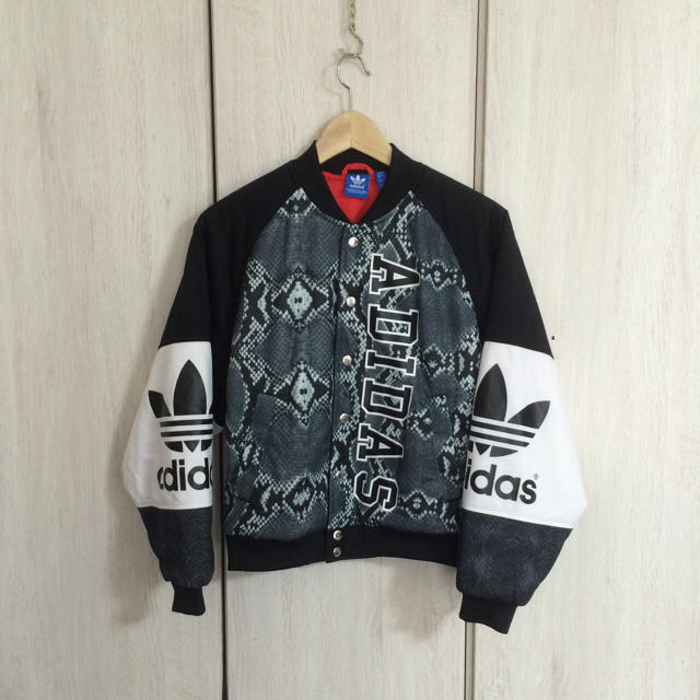 adidas originals  ジャケット