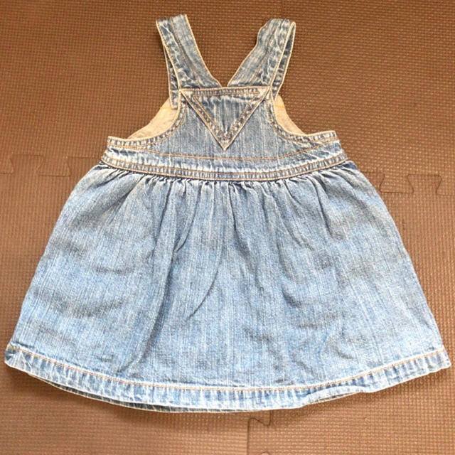 babyGAP(ベビーギャップ)のGAP デニムワンピース 3-6m キッズ/ベビー/マタニティのベビー服(~85cm)(ワンピース)の商品写真