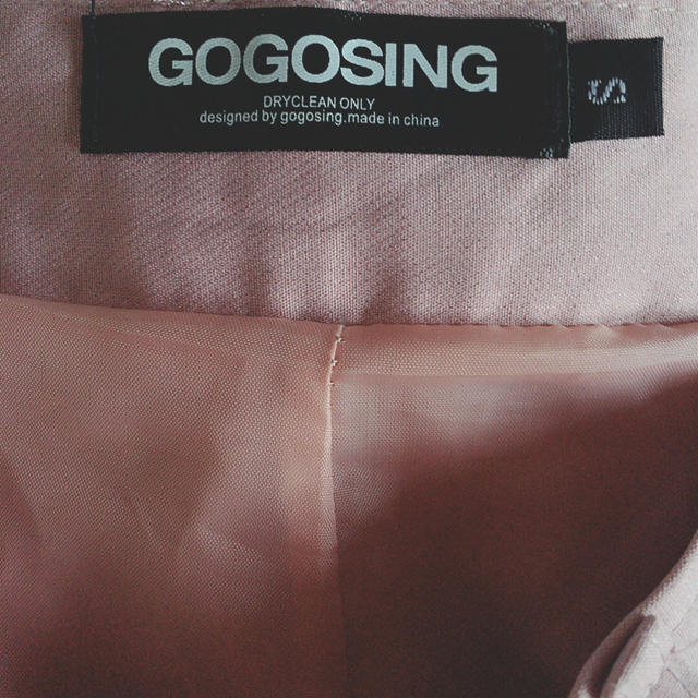 GOGOSING(ゴゴシング)のGOGOSING ミニスカート レディースのスカート(ミニスカート)の商品写真