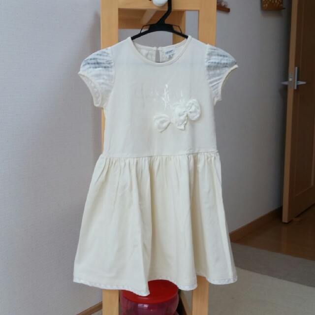 JILLSTUART(ジルスチュアート)のJILL のリボンワンピース キッズ/ベビー/マタニティのキッズ服女の子用(90cm~)(ワンピース)の商品写真