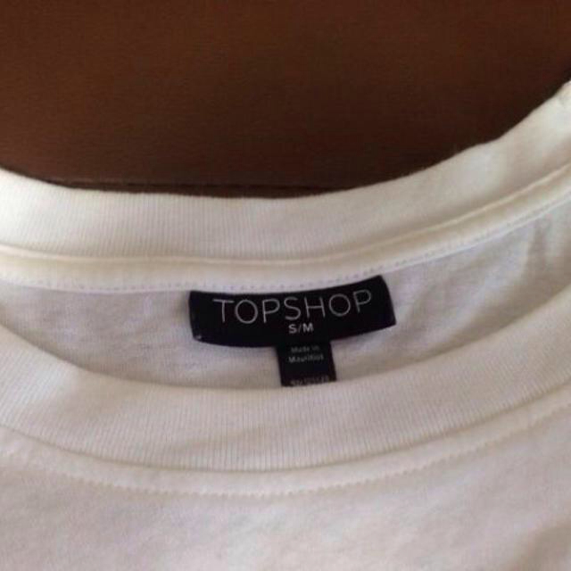 TOPSHOP(トップショップ)のTOPSHOP 大人気ショート丈Tシャツ レディースのトップス(Tシャツ(半袖/袖なし))の商品写真