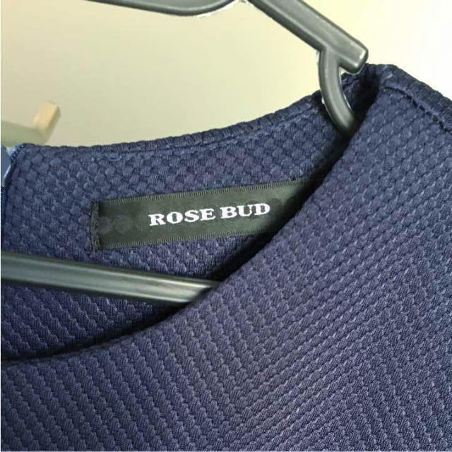 ROSE BUD(ローズバッド)の美品！ローズバッド ネイビー ガウチョオールインワン ワンピース レディースのパンツ(オールインワン)の商品写真