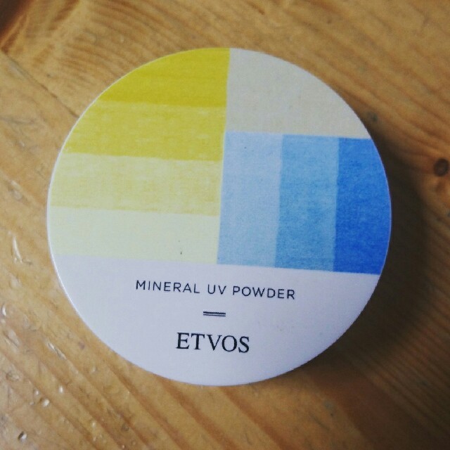 ETVOS(エトヴォス)のエトヴォス ミネラルUVパウダーIII コスメ/美容のベースメイク/化粧品(フェイスパウダー)の商品写真