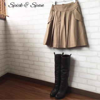 スピックアンドスパン(Spick & Span)のスピック&スパン ＊ Aライン グレージュスカート 34(ひざ丈スカート)