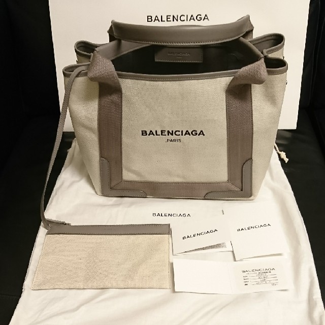 BALENCIAGA BAG(バレンシアガバッグ)の新品、未使用、バレンシアガ  S グレー(希少)トート レディースのバッグ(ハンドバッグ)の商品写真