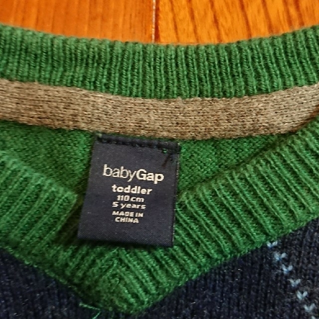 babyGAP(ベビーギャップ)のbabyGAP☆グリーン☆ﾄｯﾌﾟｽ☆size→110㎝ キッズ/ベビー/マタニティのキッズ服男の子用(90cm~)(Tシャツ/カットソー)の商品写真