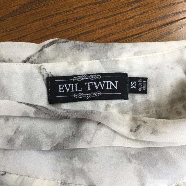 MINKPINK(ミンクピンク)のEVIL TWIN シースルーロングスカート レディースのスカート(ロングスカート)の商品写真
