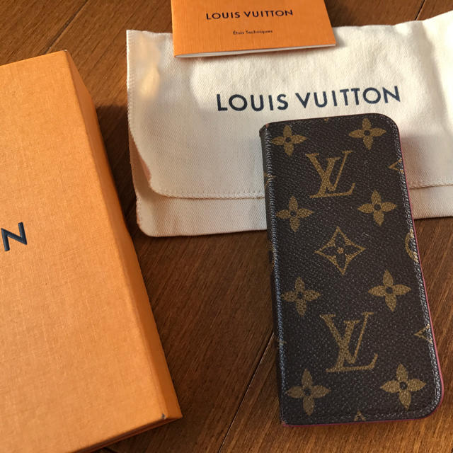 LOUIS VUITTON(ルイヴィトン)のいっこ様専用ﾙｲｳﾞｨﾄﾝ iPhone7 ピンク スマホ/家電/カメラのスマホアクセサリー(iPhoneケース)の商品写真