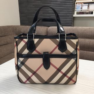 バーバリー(BURBERRY)のバーバリーバック(ハンドバッグ)