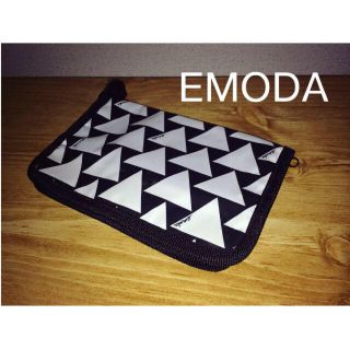 エモダ(EMODA)のEMODA ポーチ(ポーチ)