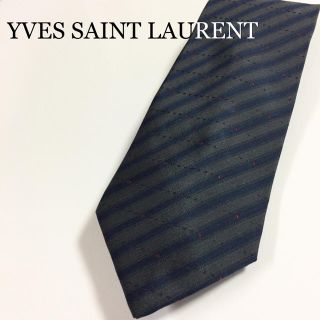 サンローラン(Saint Laurent)の★美品★YVES SAINT LAURENT イブサンローラン 細身のネクタイ(ネクタイ)