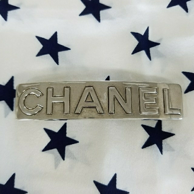 CHANEL(シャネル)のCHANELヴィンテージバレッタ レディースのヘアアクセサリー(バレッタ/ヘアクリップ)の商品写真