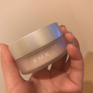 アールエムケー(RMK)の美品！RMKトランスルーセントフェイスパウダー(フェイスパウダー)