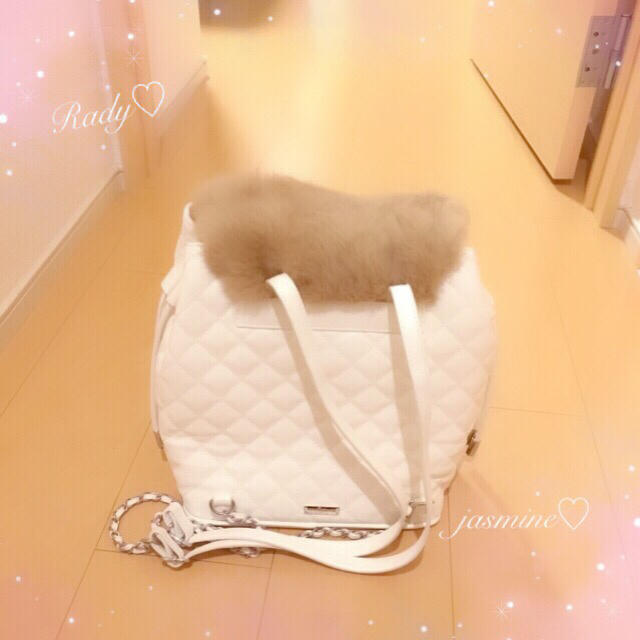 Rady(レディー)のRady✧*。可愛い＊ファービジュー付きキルティングリュック♡バッグ ダチュラ レディースのレディース その他(その他)の商品写真