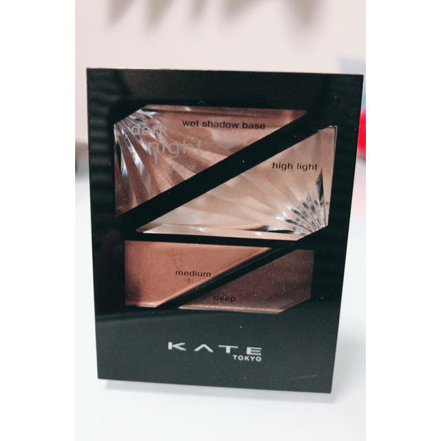 KATE(ケイト)のKATE ダークナイトグロウ コスメ/美容のベースメイク/化粧品(アイシャドウ)の商品写真