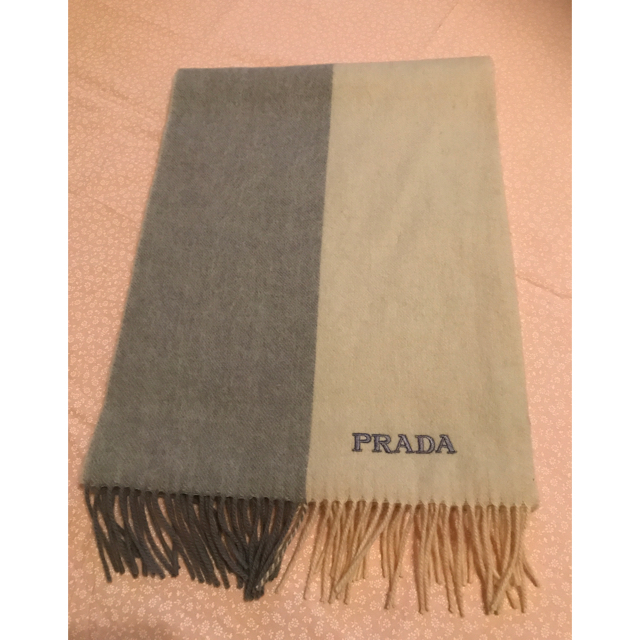 PRADA(プラダ)のMana 様専用です💙プラダ マフラー💙 レディースのファッション小物(マフラー/ショール)の商品写真