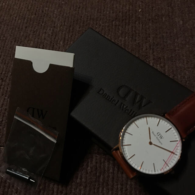 Daniel Wellington(ダニエルウェリントン)の★新品未使用★ ダニエルウェリントン DW  クラシック メンズ 40mm メンズの時計(腕時計(アナログ))の商品写真