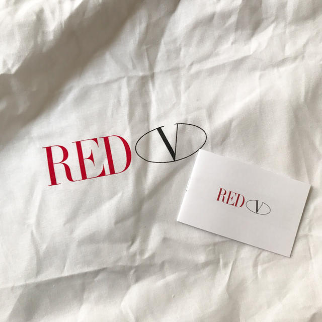 RED VALENTINO(レッドヴァレンティノ)の【最終価格】Red valentino レッドヴァレンティノ スタッズ バッグ レディースのバッグ(ショルダーバッグ)の商品写真