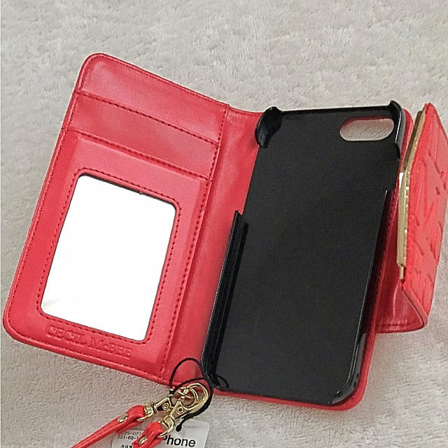 CECIL McBEE(セシルマクビー)の新品 セシルマクビー ミラー付きiPhone6/6s/7対応ケース レッド スマホ/家電/カメラのスマホアクセサリー(iPhoneケース)の商品写真