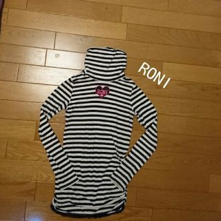 ロニィ(RONI)のRONIタートルネック(Tシャツ/カットソー)