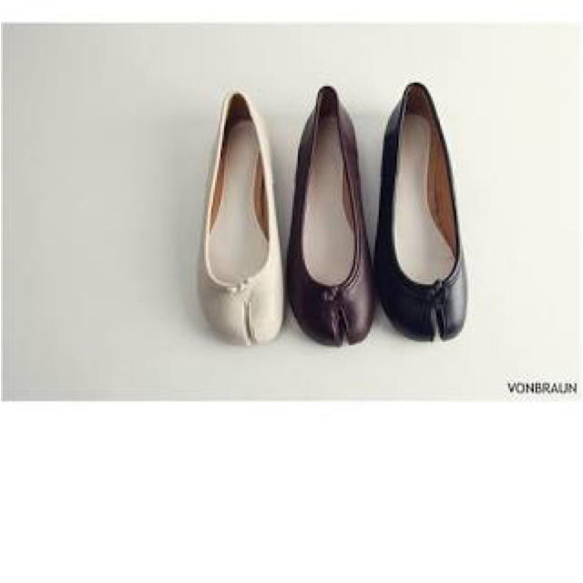 Tabi shoes ivory or black レディースの靴/シューズ(ハイヒール/パンプス)の商品写真