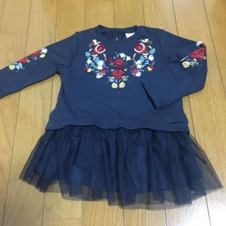 ザラキッズ(ZARA KIDS)の新品未使用 ZARAベビー 刺繍ワンピース(ミニワンピース)