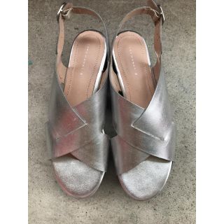 ザラ(ZARA)のZARA シルバーサンダル(サンダル)