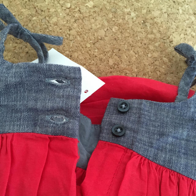 babyGAP(ベビーギャップ)のGAP アイレット 切替 ワンピース キッズ/ベビー/マタニティのキッズ服女の子用(90cm~)(ワンピース)の商品写真