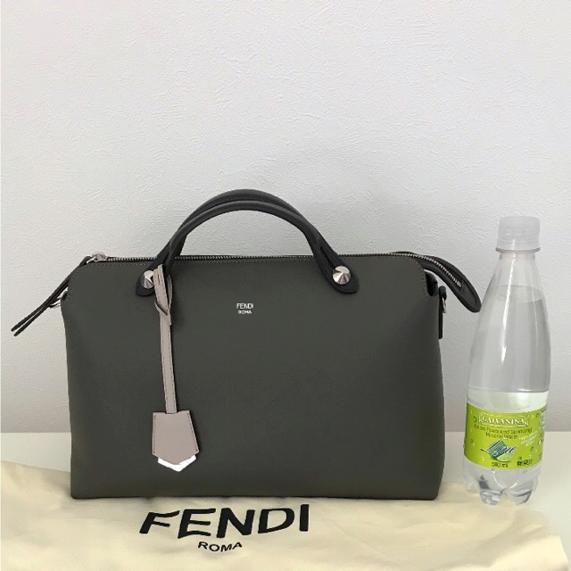 FENDI(フェンディ)の新品 フェンディ バイザウェイ FENDI BY THE WAY ラージ レディースのバッグ(ショルダーバッグ)の商品写真