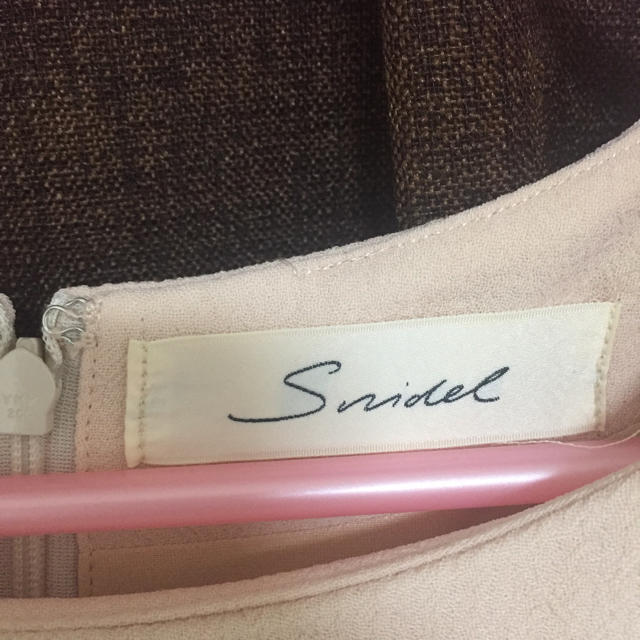 SNIDEL(スナイデル)の【最終値下げ！】正規品snidel 石原さとみワンピ レディースのワンピース(ミニワンピース)の商品写真