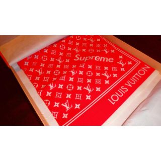 シュプリーム(Supreme)のsupremeバンダナ(バンダナ/スカーフ)