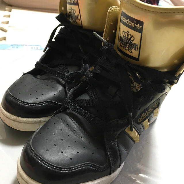 adidas respect me ミッシーエリオットコラボスニーカー