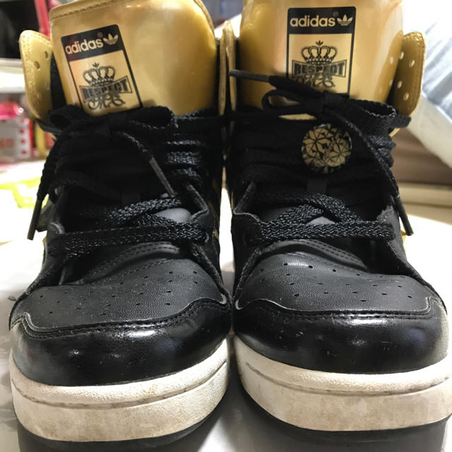 adidas respect me ミッシーエリオットコラボスニーカー