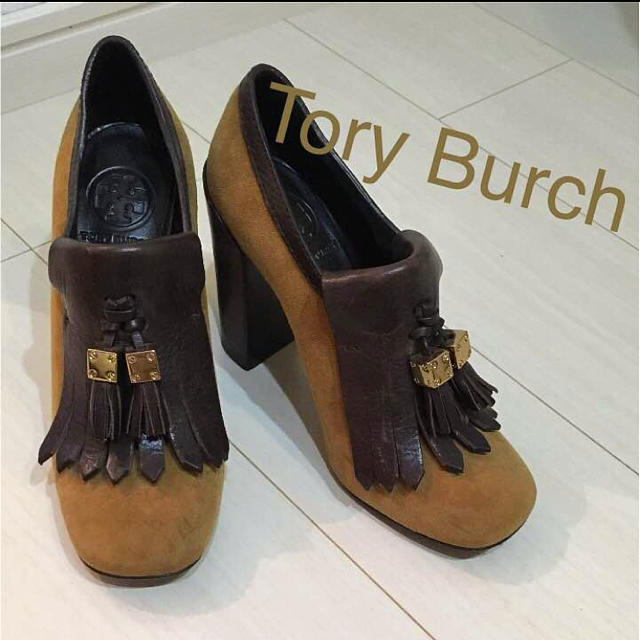 Tory Burch(トリーバーチ)のTory Burch スエード タッセル ブーティー レディースの靴/シューズ(ブーティ)の商品写真