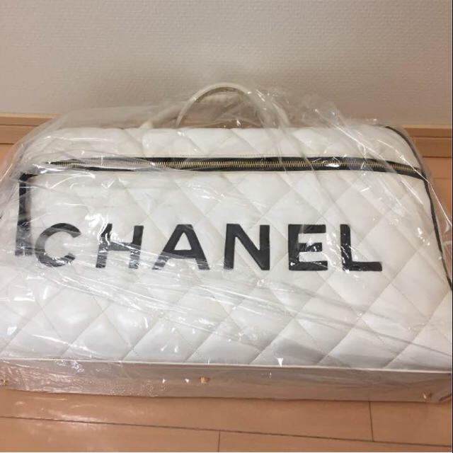 CHANEL(シャネル)の本物！レア シャネル  CHANEL  ボストンバッグ  バッグ 旅行マトラッセ レディースのバッグ(ボストンバッグ)の商品写真