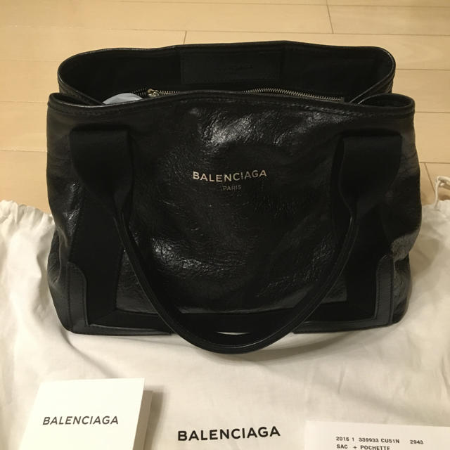 Balenciaga - 確実正規品バレンシアガレザートートバッグS黒ネイビー