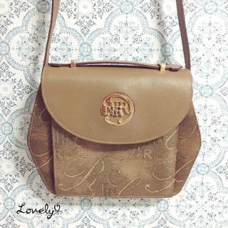 ニナリッチ(NINA RICCI)の【NINA RICCI】モカ色コンパクトショルダーバッグ(ショルダーバッグ)