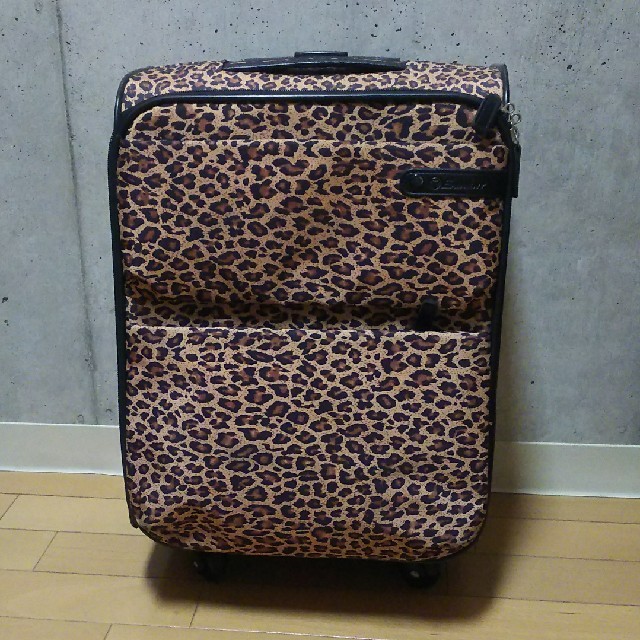 ヒョウ柄 キャリーバッグ キャスター ポケット 機内持ち込み 手荷物 旅行 空港 レディースのバッグ(スーツケース/キャリーバッグ)の商品写真