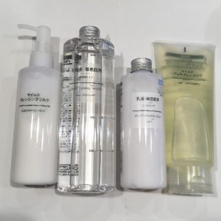 ムジルシリョウヒン(MUJI (無印良品))のクレンジング二点、化粧水、乳液(クレンジング/メイク落とし)