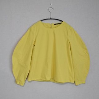 ザラ(ZARA)のZARA BASIC ザラベーシック ボリューム袖ブラウス　イエロー　S(シャツ/ブラウス(長袖/七分))