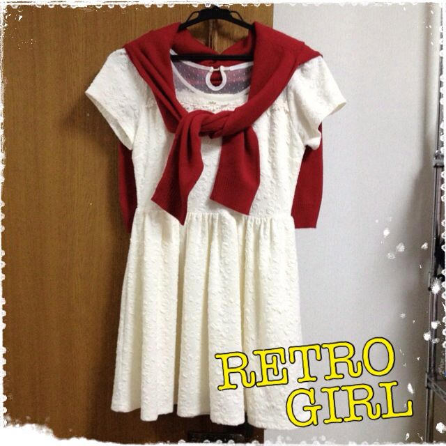 RETRO GIRL(レトロガール)のRETRO GIRLの花柄ワンピース♡ レディースのワンピース(ミニワンピース)の商品写真