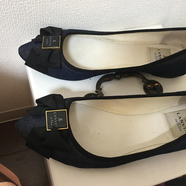 LANVIN en Bleu(ランバンオンブルー)のLANVIN en blueパンプス レディースの靴/シューズ(バレエシューズ)の商品写真