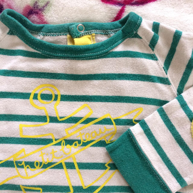 PETIT BATEAU(プチバトー)のプチバトー ボーダー長袖Tシャツ  キッズ/ベビー/マタニティのベビー服(~85cm)(Ｔシャツ)の商品写真