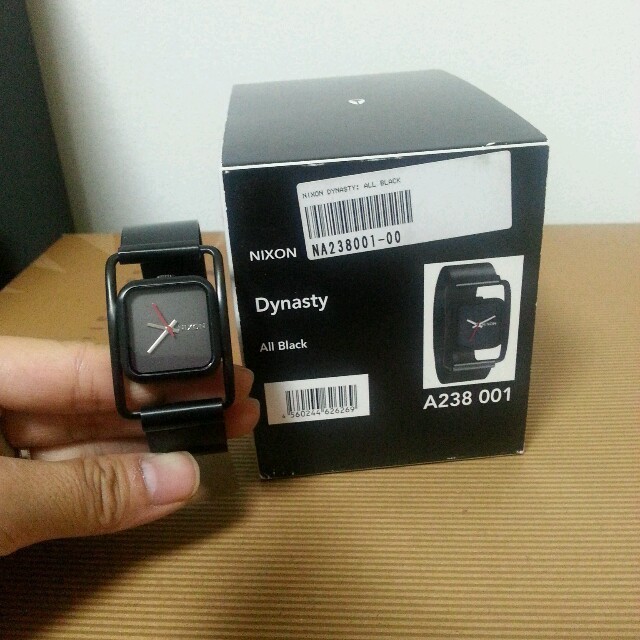 NIXON - NIXON dynasty 黒 最終値下の通販 by sasson's shop NIXON - NIXON dynasty 黒 最終値下の通販 by sasson's shop