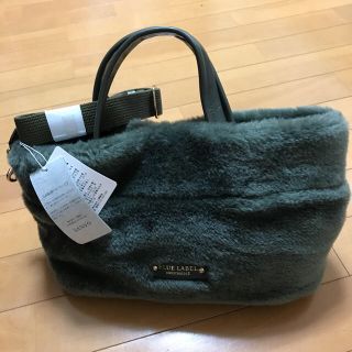 バーバリーブルーレーベル(BURBERRY BLUE LABEL)のブルーレーベルクレストブリッジのファーバッグ(ショルダーバッグ)