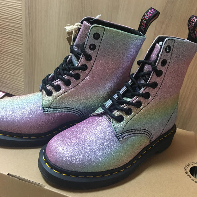 Dr.Martens(ドクターマーチン)のりりり様専用☆ドクターマーチン☆パスカルグリッター☆新品タグ付き レディースの靴/シューズ(ブーツ)の商品写真