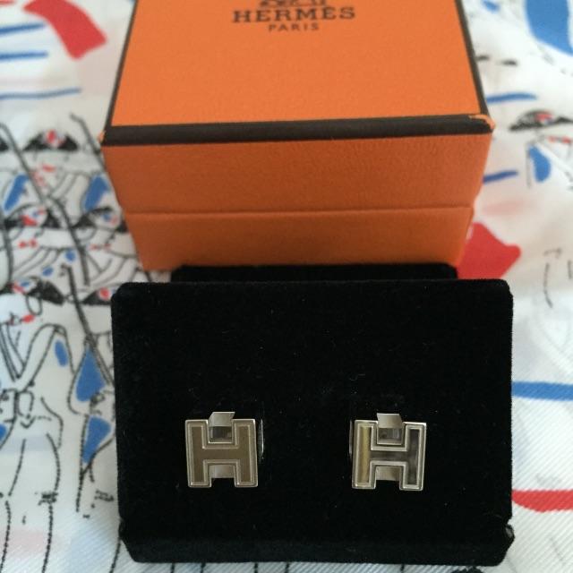 アクセサリー????お値下げ中????????HERMES????キューブ ピアス