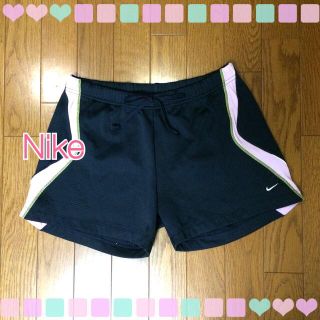 ナイキ(NIKE)のナイキ♡スポーツパンツM(ショートパンツ)